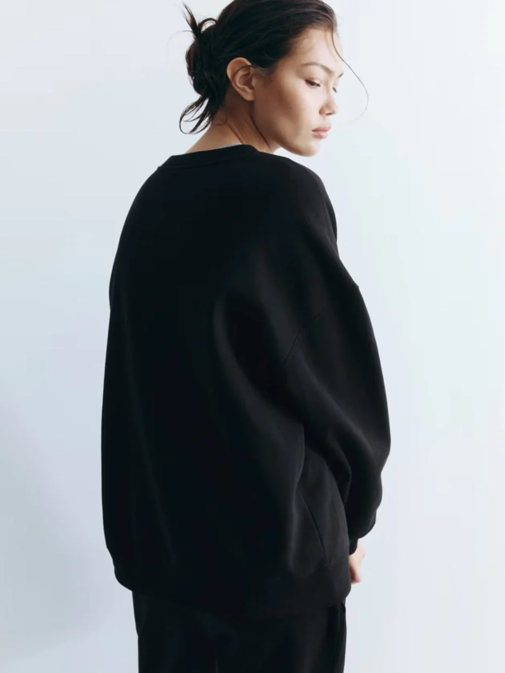H&M BASICS Black Sweatshirt - Size XXS - Picture 3 of 5
